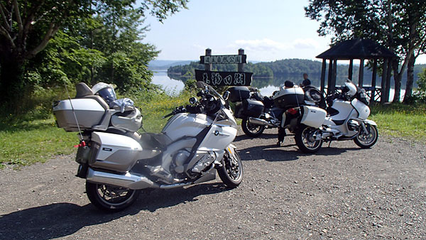 朱鞠内湖を見下ろす展望台